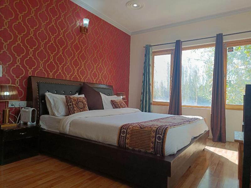 Munna Palace image