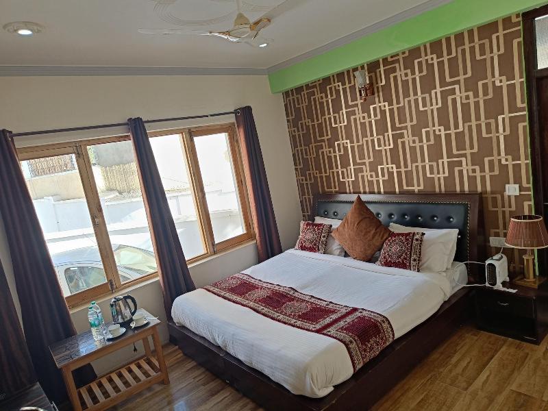 Munna Palace image