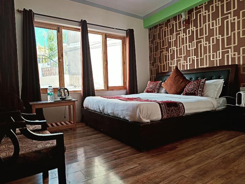 Munna Palace image