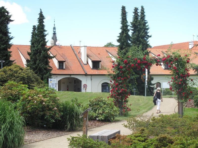 Hotel Floret image