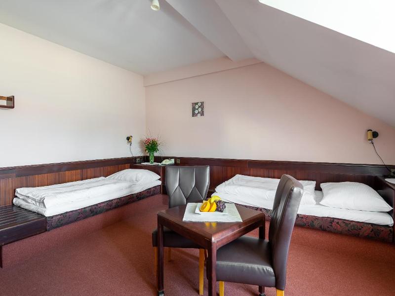 Hotel Floret image