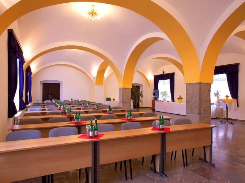Hotel Floret image
