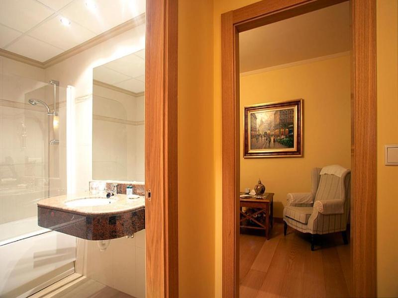 Hotel Villa De Larraga image