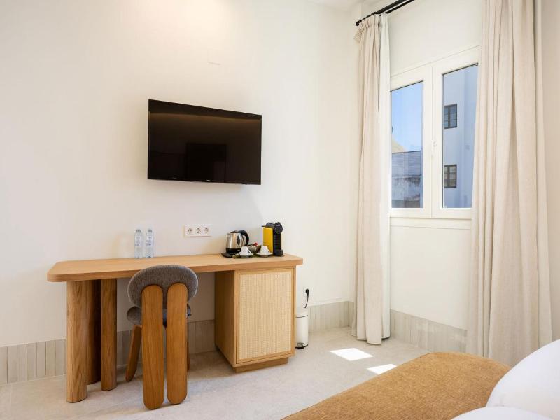 Aristoy image