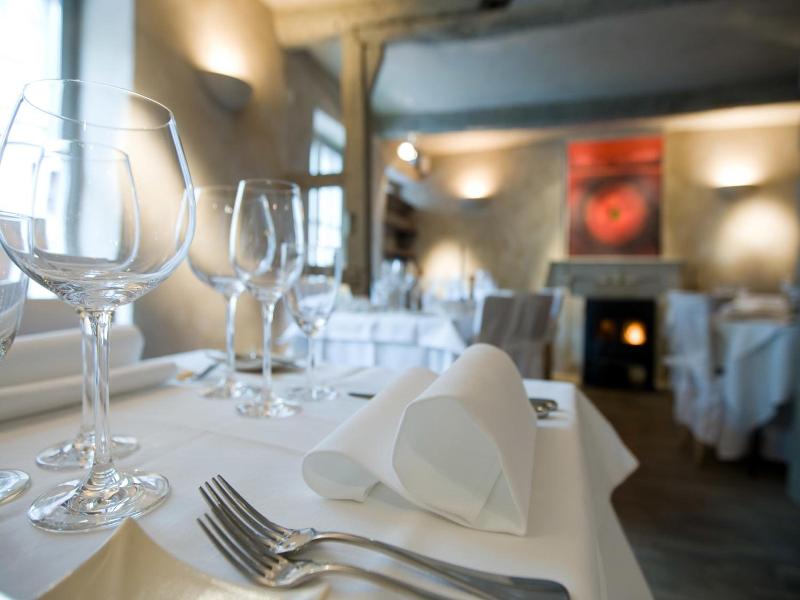Hotel Le Clos Des Rv Collets image