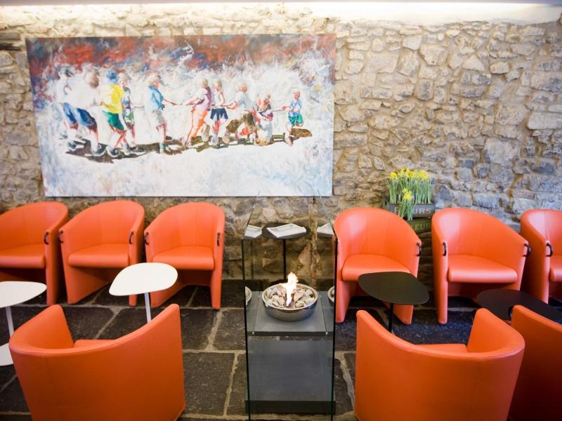 Hotel Le Clos Des Rv Collets image