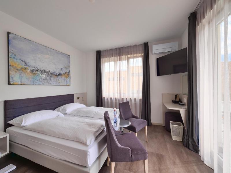 Hotel Luna Garni image