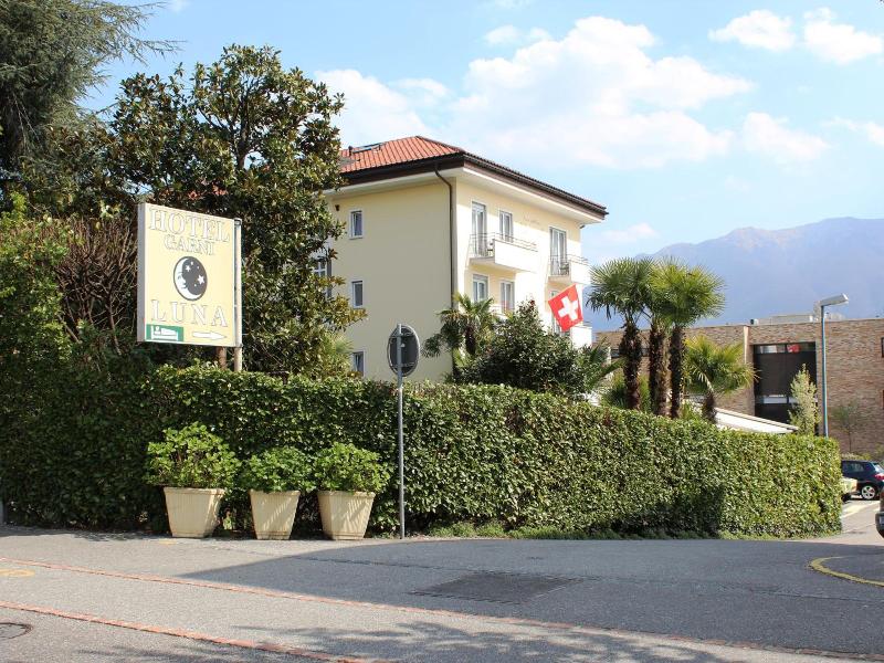 Hotel Luna Garni image