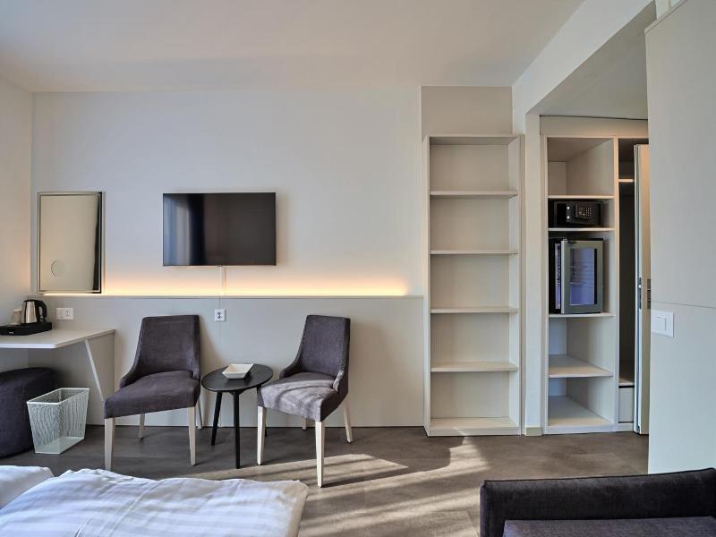 Hotel Luna Garni image