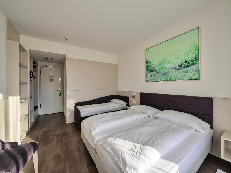 Hotel Luna Garni image