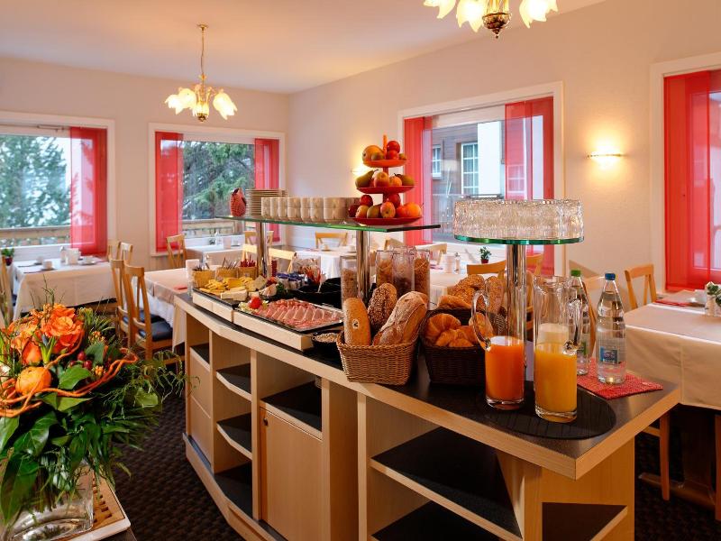 Park Hotel Saas Fee image