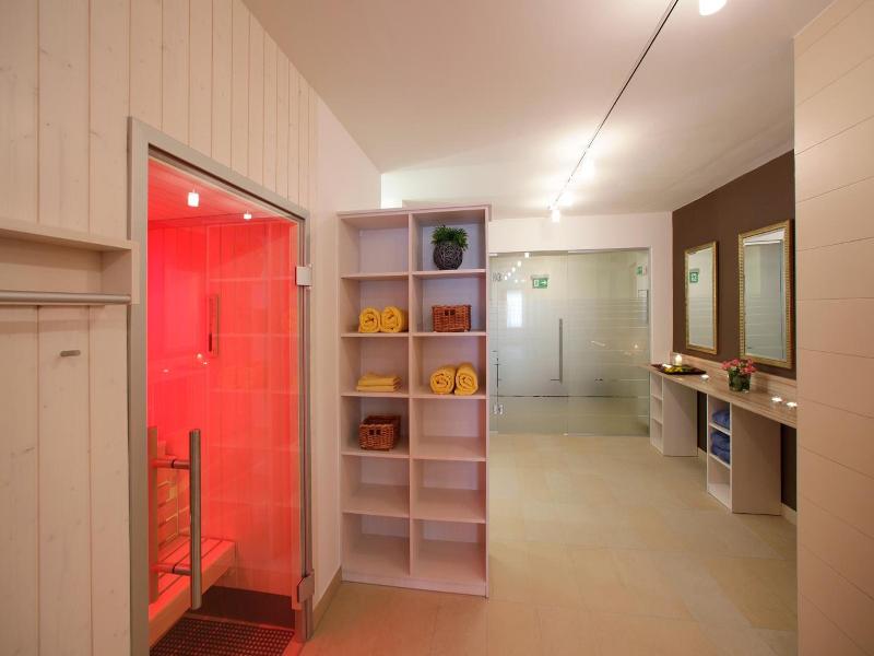Hotel Rose image