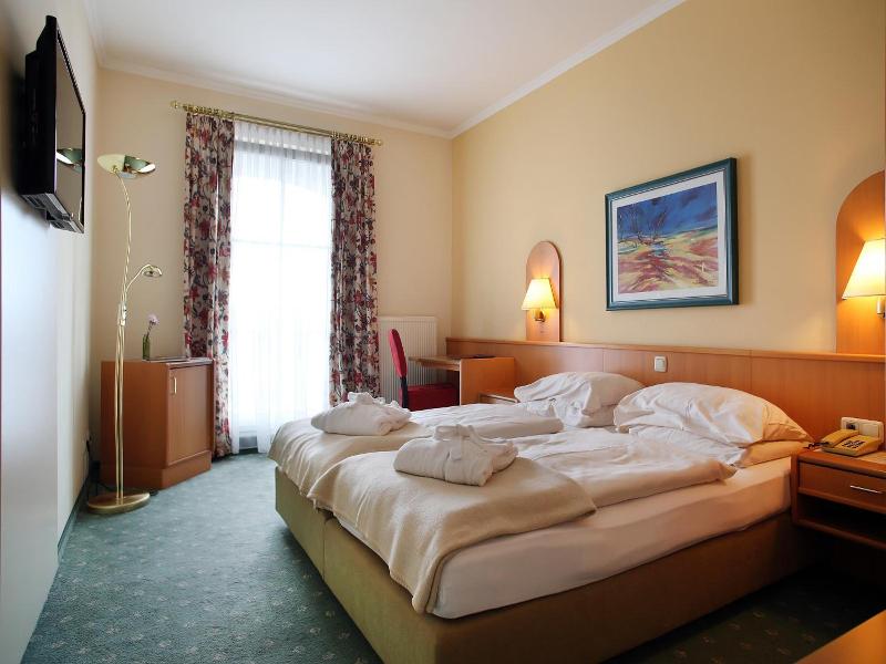 Hotel Rose image