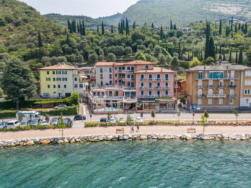 Lake Hotel Ifigenia image