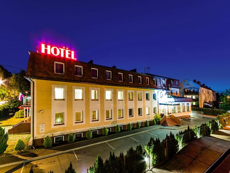 Hotel Zielonki image