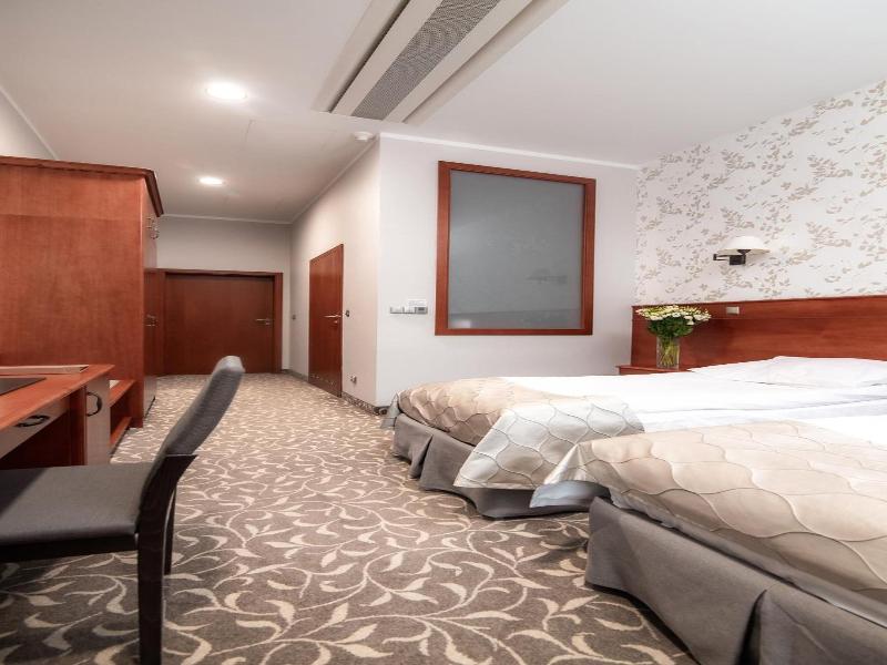 Hotel Park Kajetany image