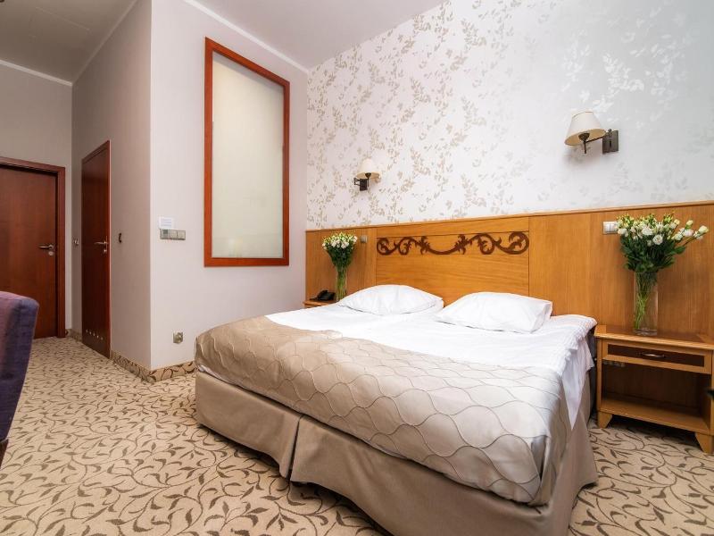 Hotel Park Kajetany image