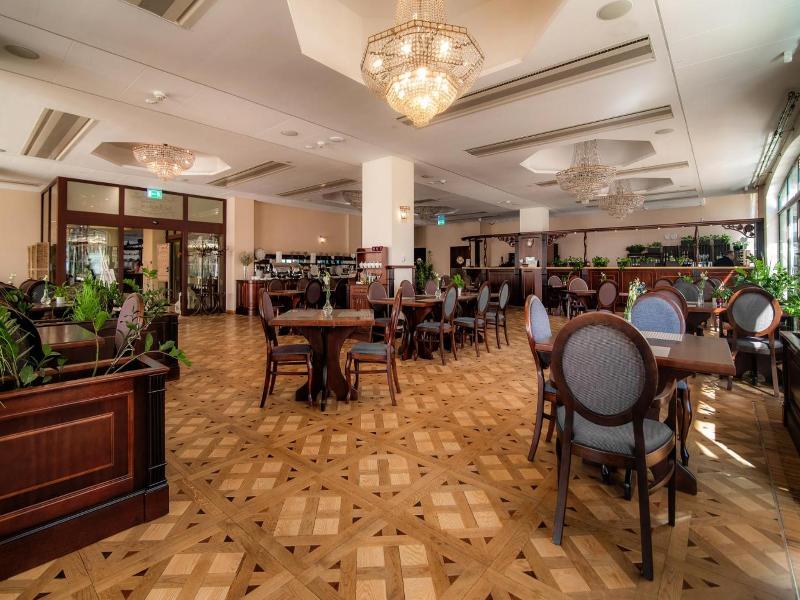 Hotel Park Kajetany image