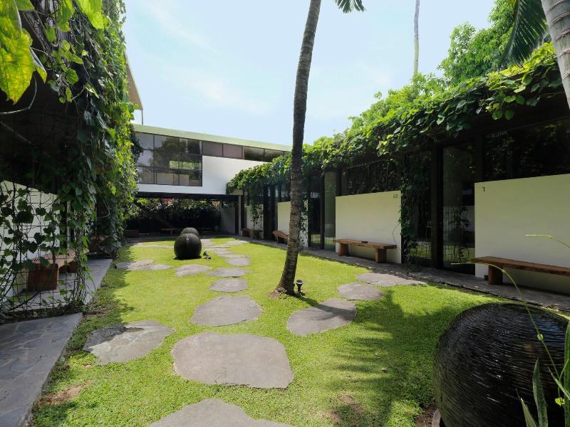 Clio Apartment image