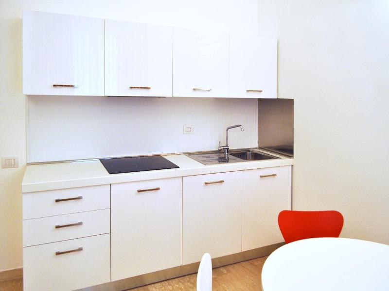 Bb Hotels Aparthotel Bocconi image