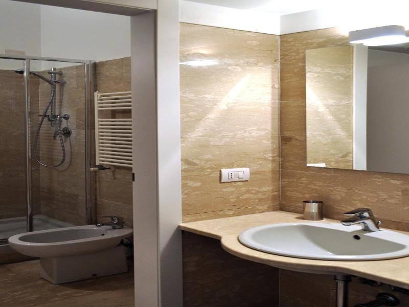 Bb Hotels Aparthotel Bocconi image