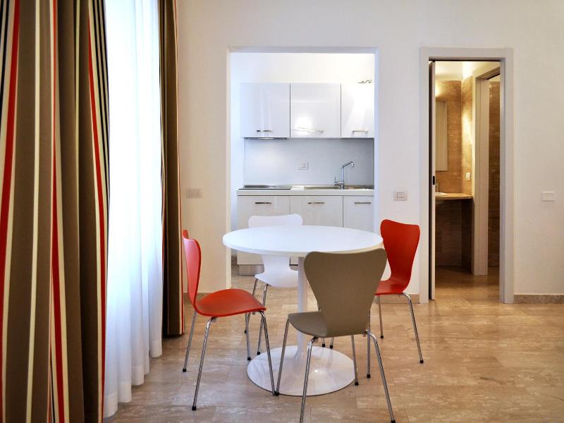 Bb Hotels Aparthotel Bocconi image