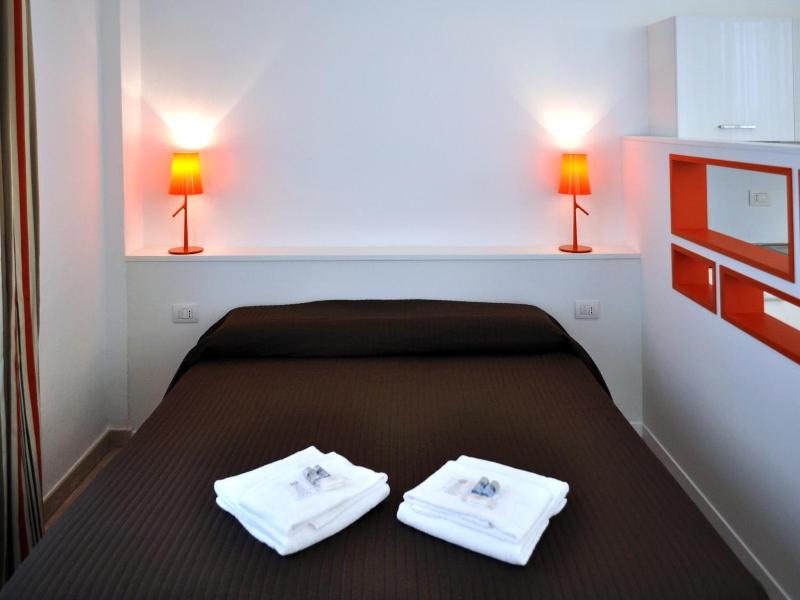 Bb Hotels Aparthotel Bocconi image