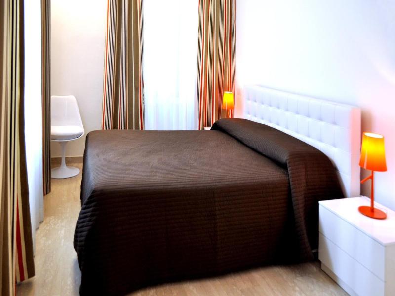 Bb Hotels Aparthotel Bocconi image