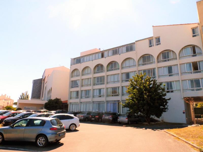 Rv Sidence New Rochelle image