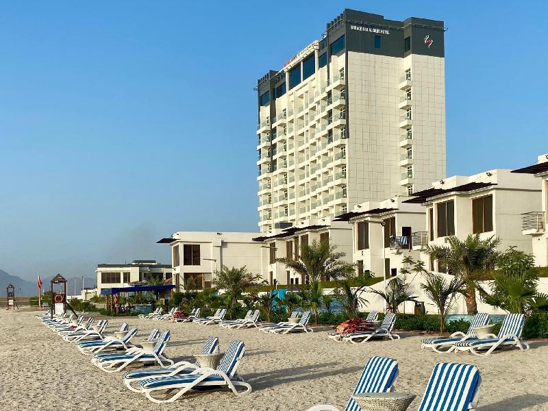 Mirage Bab Al Bahr Hotel — exterior view