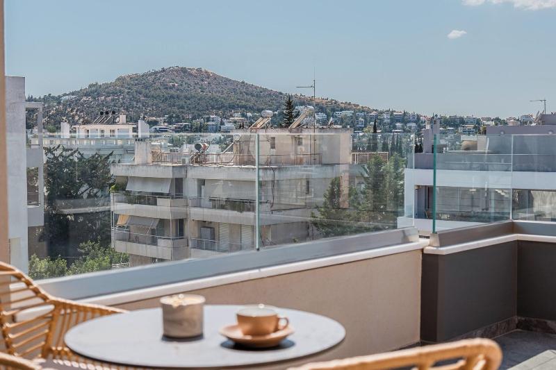 Wellnest Hotel image
