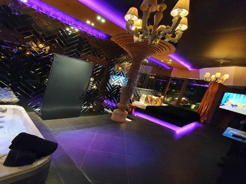 Hotel Ramka Restaurant Wine Bar image