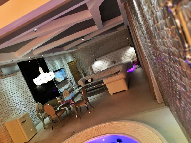 Hotel Ramka Restaurant Wine Bar image