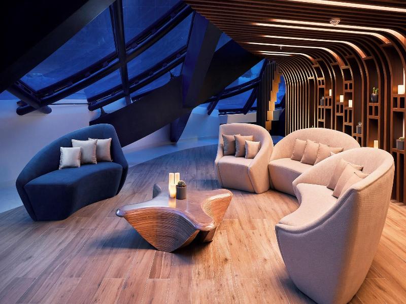 Me Dubai Residences image