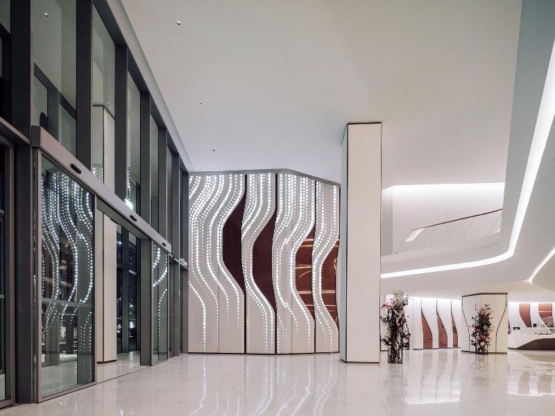 Me Dubai Residences image