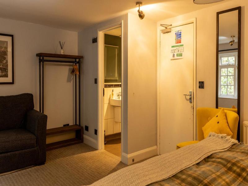The Exeter Inn image