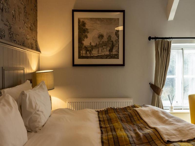 The Exeter Inn image
