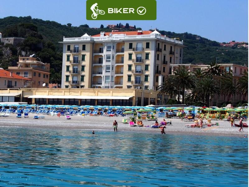 Lido Resort image