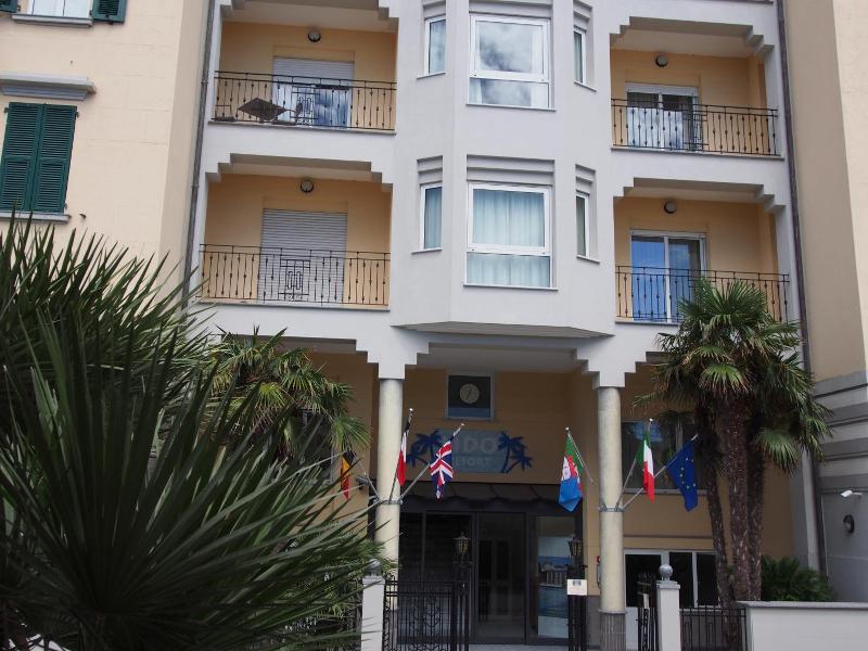 Lido Resort image