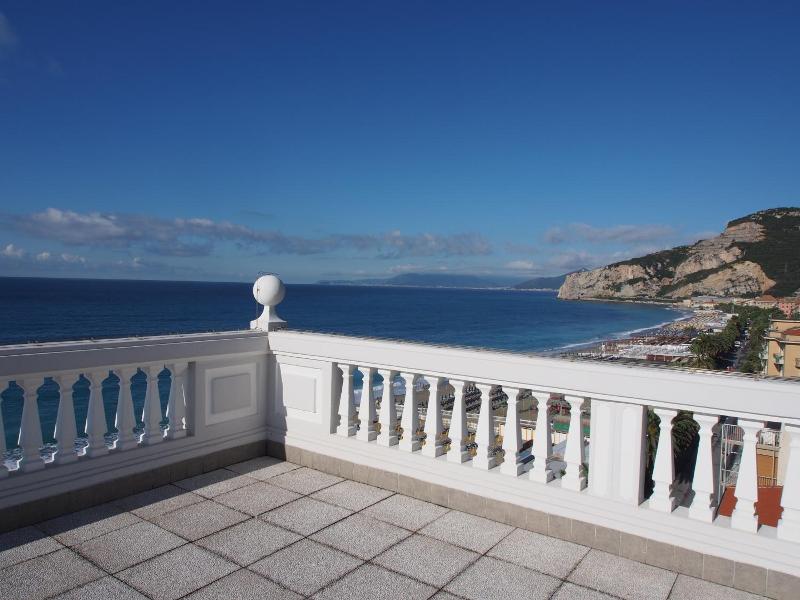 Lido Resort image