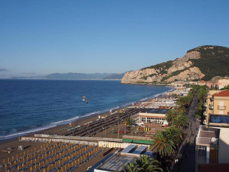 Lido Resort image