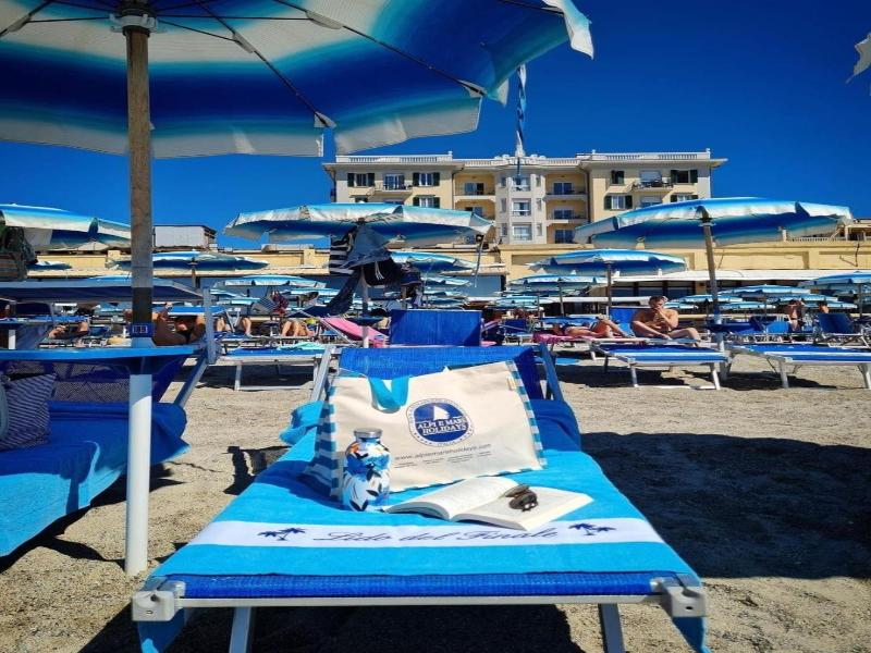 Lido Resort image