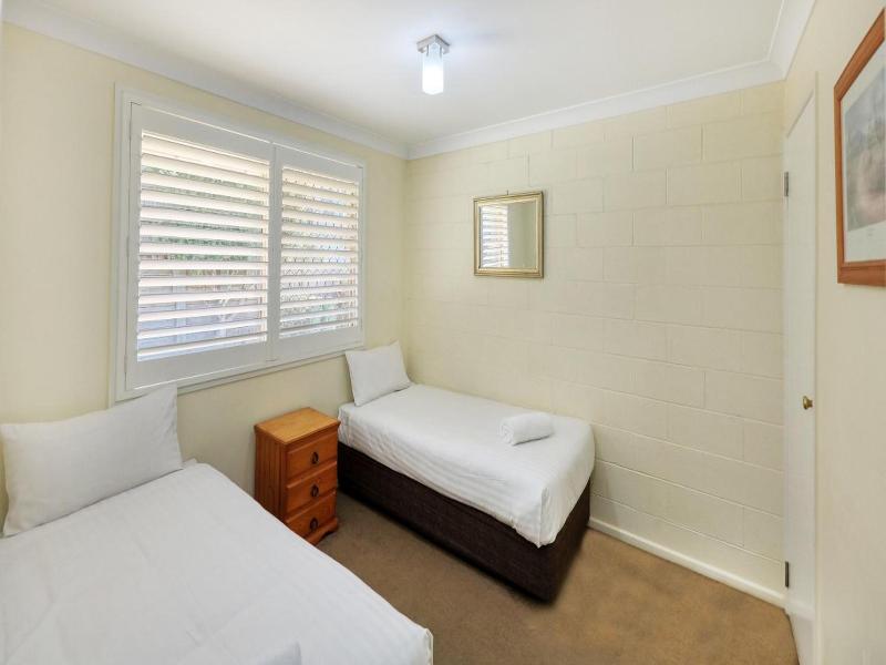 Apollo Lodge image