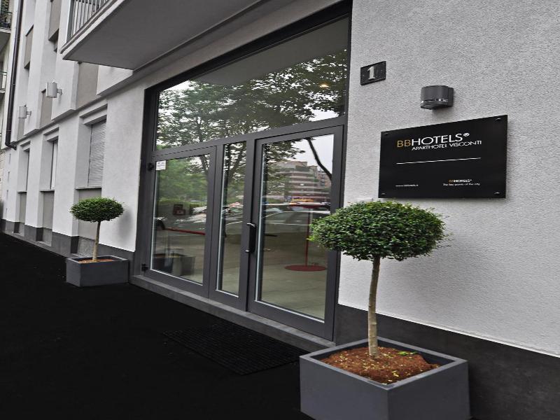Bb Hotels Aparthotel Visconti image