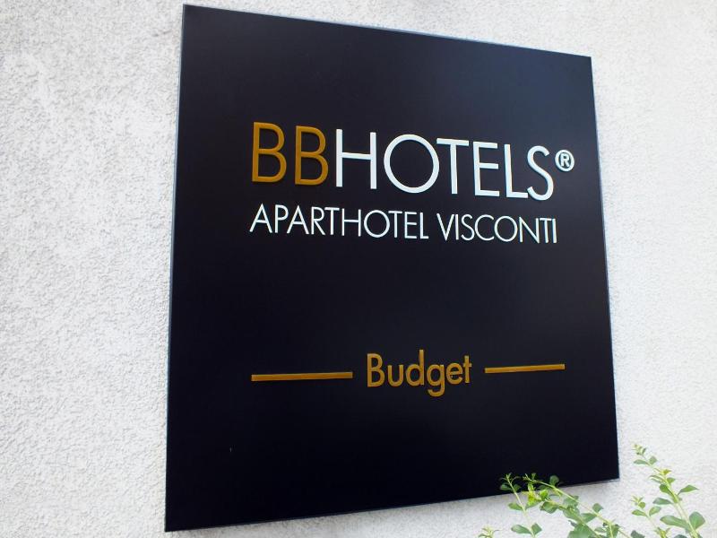 Bb Hotels Aparthotel Visconti image