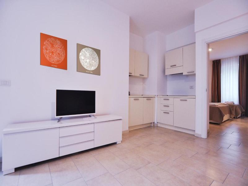 Bb Hotels Aparthotel Visconti image