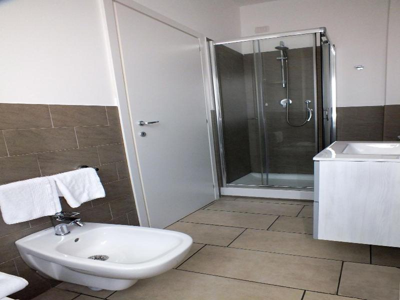 Bb Hotels Aparthotel Visconti image
