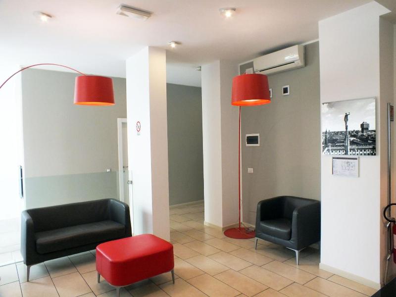 Bb Hotels Aparthotel Visconti image