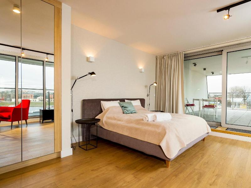 Cracow Riverside Aparthotel image
