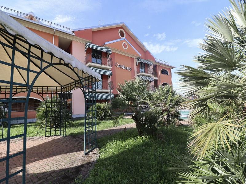 Casalbergo Superior Lake Apartments image